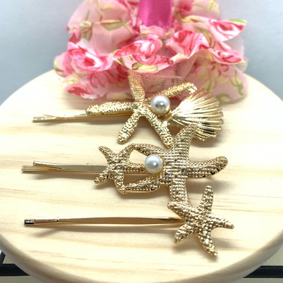 Silver Set of Three Starfish Hair Clips - Picture 2 of 5